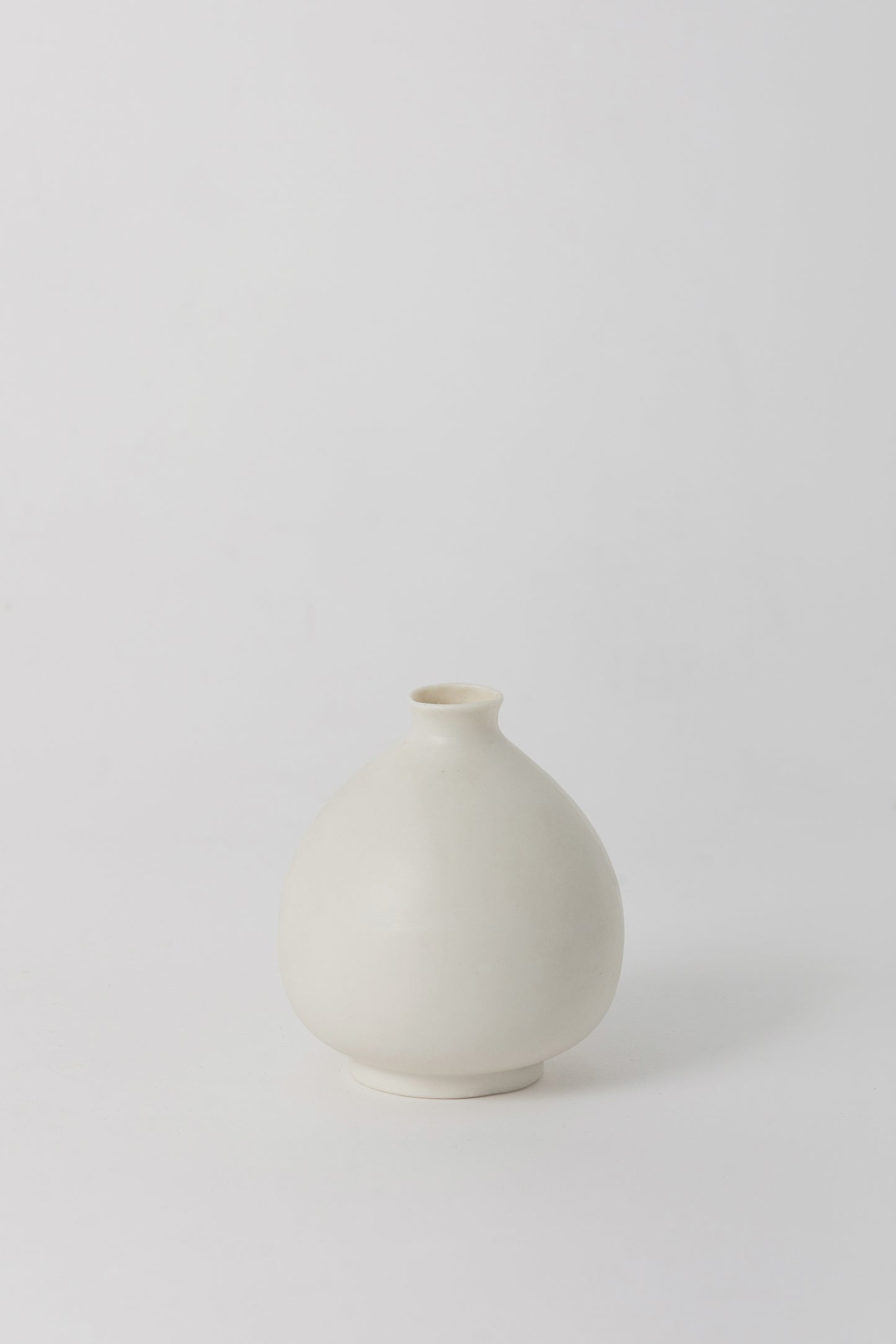 Rounded Porcelain Vase
