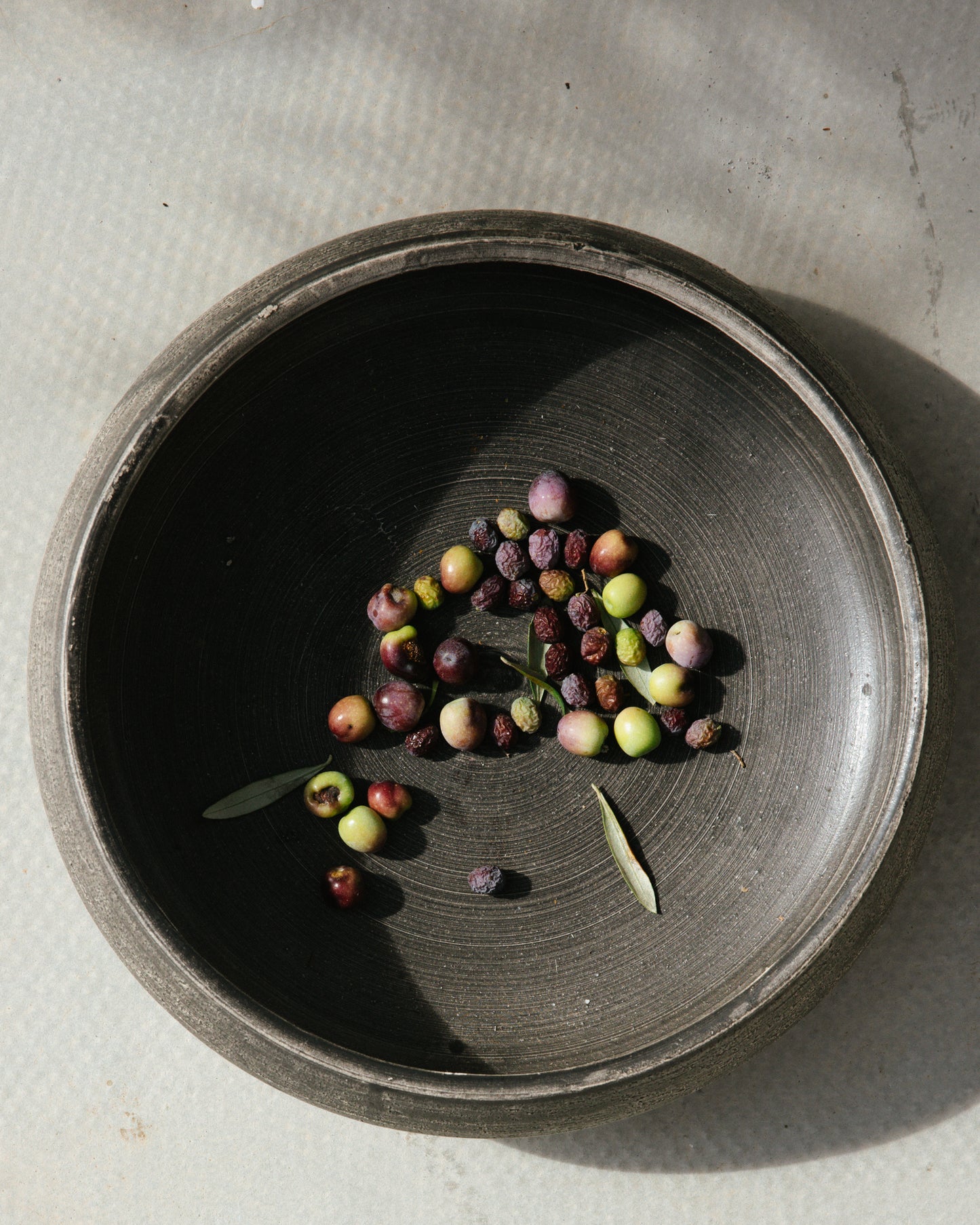 Short Angular Ceramic Serving Bowl, Black